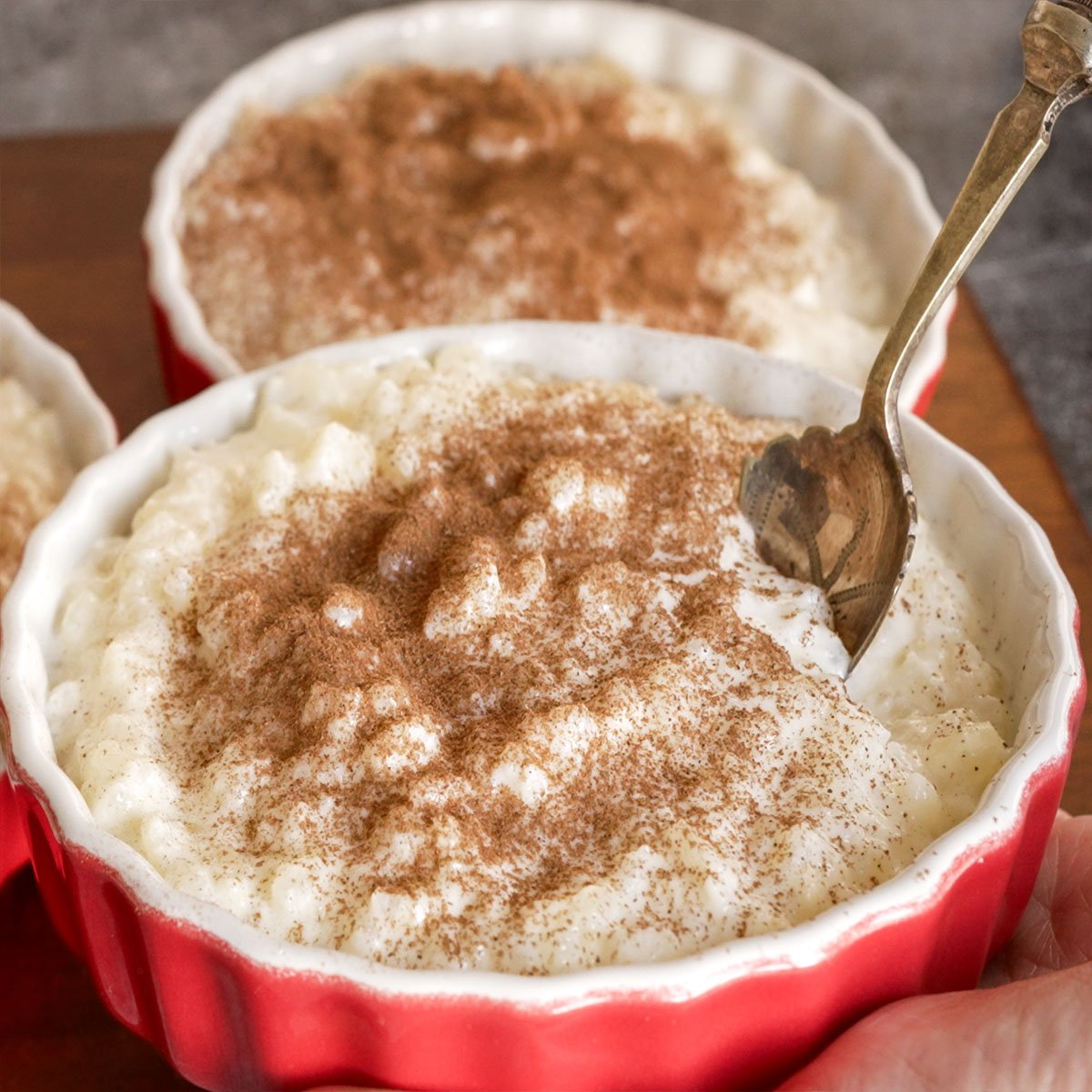 Image of Arroz con leche in a bowl with spoon 7