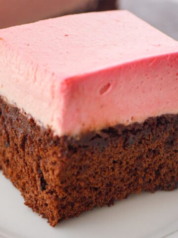 Raspberry Mousse Chocolate Cake