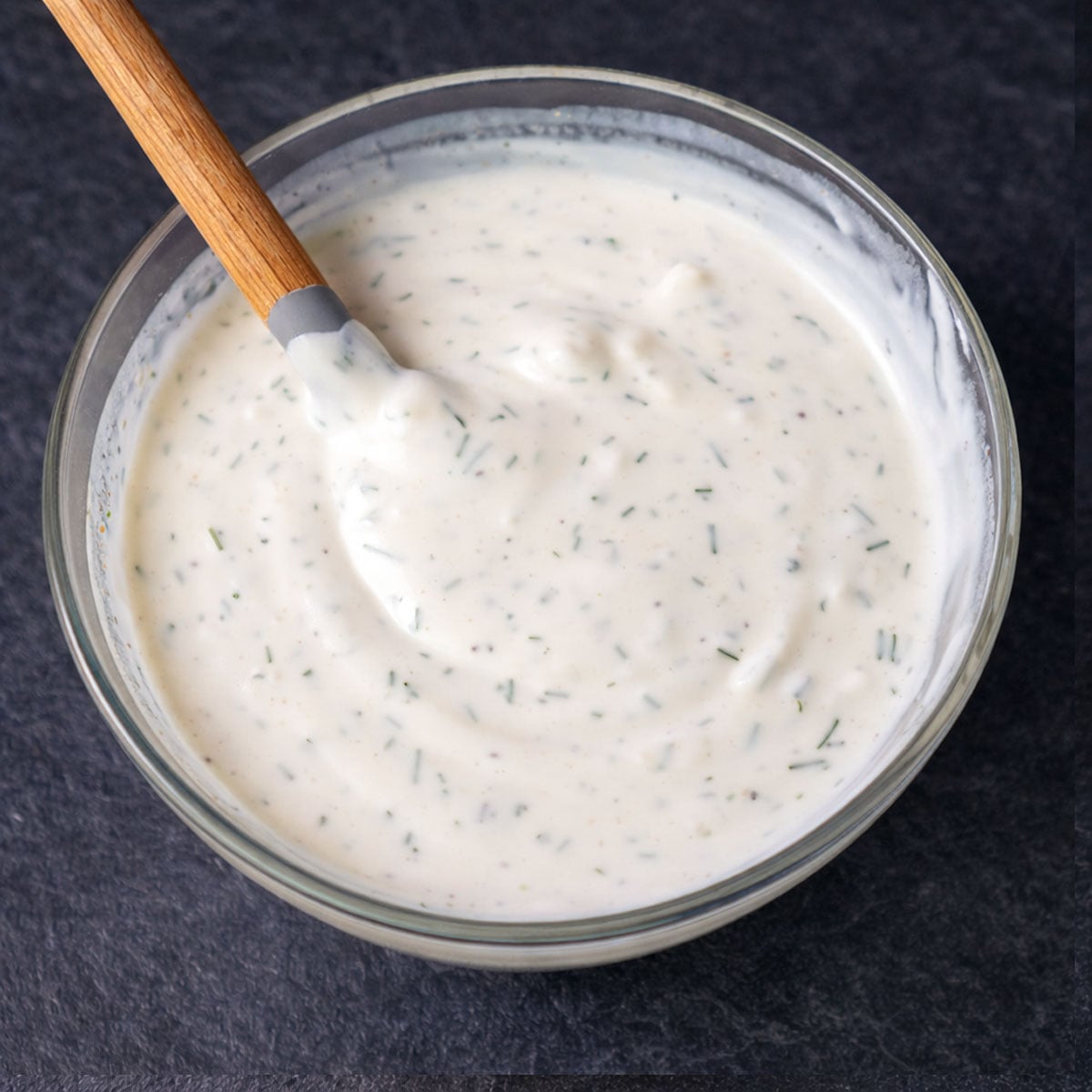 How to Make Creamy Dill Sauce for Salmon