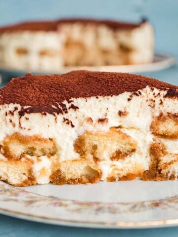 Easy homemade tiramisu with creamy mascarpone filling, cocoa powder topping, and soft coffee-soaked ladyfingers